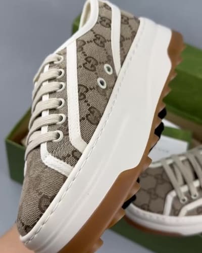 Gucci GG Canvas Sneakers in beige and white — 5
