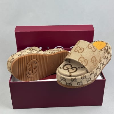 Gucci Angelina Logo-jacquard platform slides