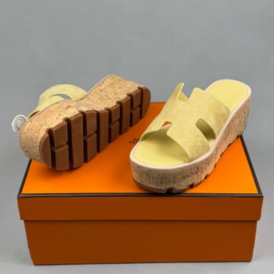 Hermès Eze 30 platform sandals Yellow suede