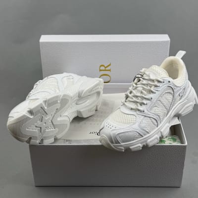 Dior Chrono sneakers in white technical fabric and mesh with leather-effect panels