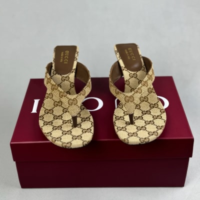 Gucci Vittoria GG canvas thong sandals — 3