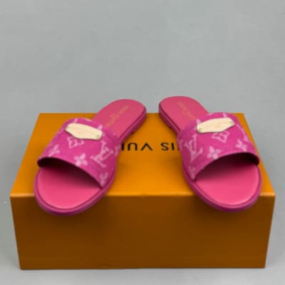 Louis Vuitton Lily Flat Mules in fuchsia pink monogram denim — 4