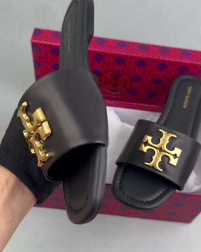 Tory Burch Eleanor slide sandals in black nappa leather with a gold-tone logo plaque — 5