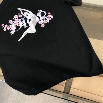 Dior x Hajime Sorayama Pre-Fall 2019 "Sexy Robot" graphic t-shirt — 7