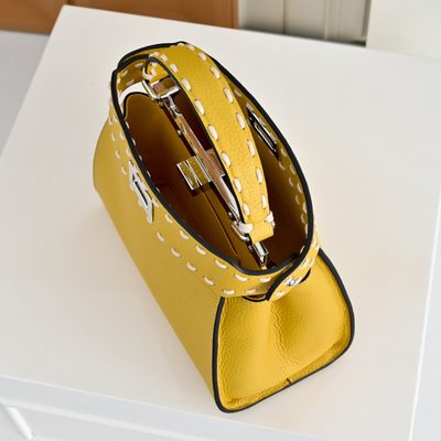 Fendi Peekaboo ISeeU handbag (T) — 9