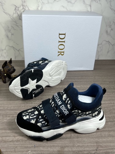 Dior D-Wander Sneakers in Deep Blue Oblique technical fabric