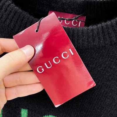 Gucci sweater — 7