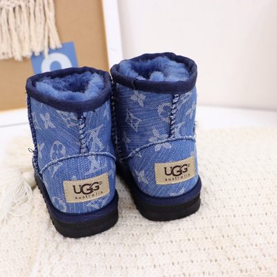 UGG short suede-style winter ankle boots — 4