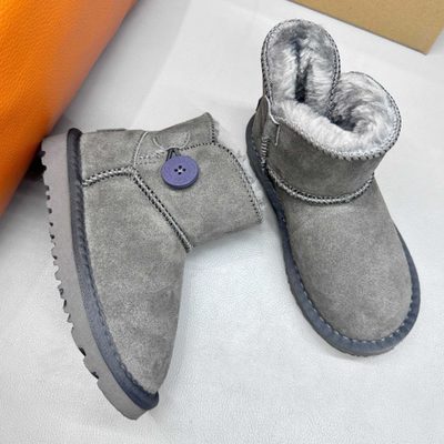 UGG-style short winter boots — 9