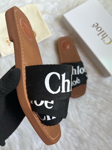 Chloé Woody logo-print canvas slides — 4