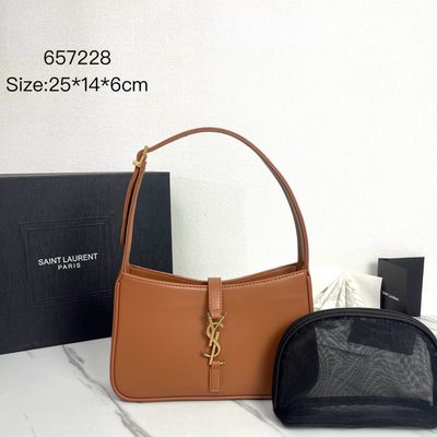 Saint Laurent Le 5 À 7 Shoulder