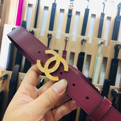 Chanel belt features a distinctive double-C buckle — 7