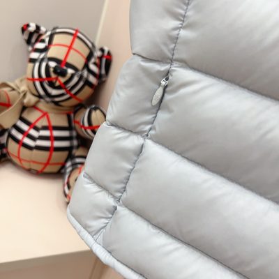 Moncler down gilet for children — 5
