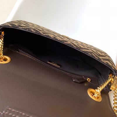 Fendi Baguette Chain Midi bag (T) — 6
