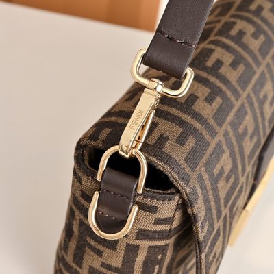 Fendi Baguette bag (T) — 4