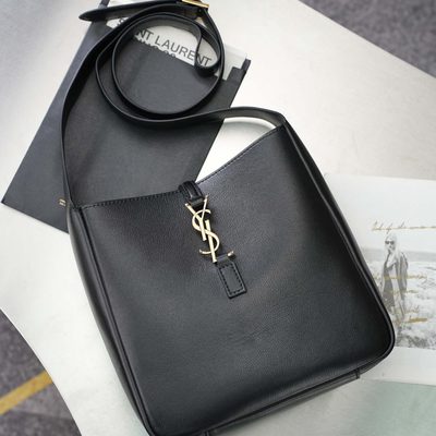 Saint Laurent Le 5 À 7 supple crossbody bag — 8
