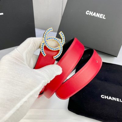 CHANEL Red Patent Leather CC Logo Belt — 7