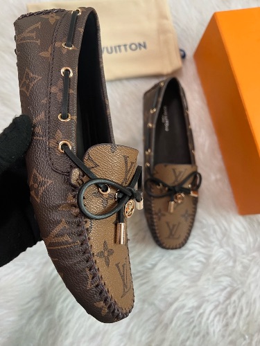 Louis Vuitton Gloria flat loafers — 4