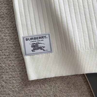 Burberry sweater — 6
