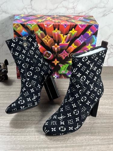 Louis Vuitton Silhouette ankle boots