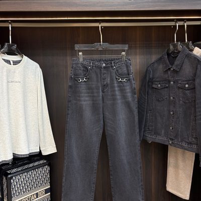 Gucci dark gray stone-washed cotton denim jacket and matching wide-leg jeans — 3