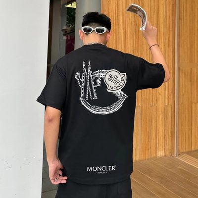Moncler cotton t-shirt with a printed logo — 10
