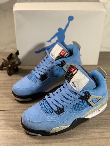 Nike Air Jordan 4 Retro sneakers — 4