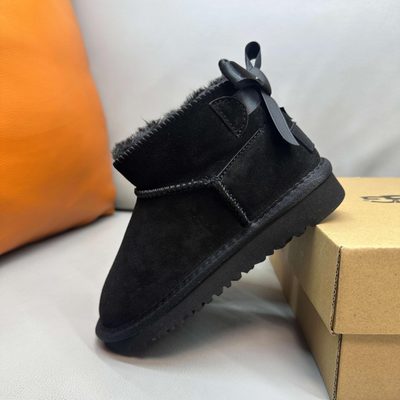 UGG short-shaft suede-style ankle boots — 5
