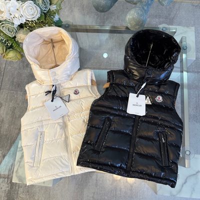 Moncler Enfant Ania Hooded Down Gilet for children — 8