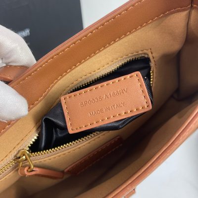 Saint Laurent Le 5 À 7 Shoulder — 8
