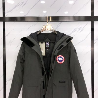 Canada Goose Expedition Parka — 4