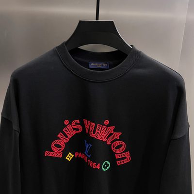 LV crewneck sweatshirt — 9