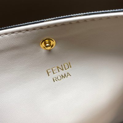 Fendi Peekaboo X-Lite bag (T) — 7