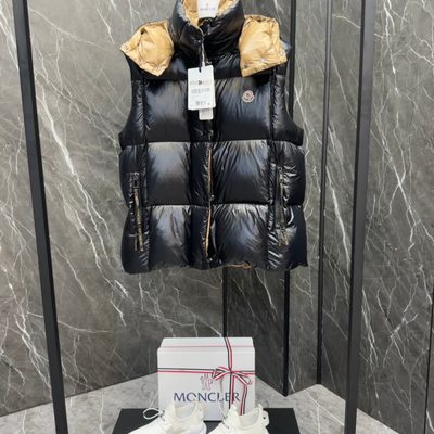 Moncler Luzule Hooded Down Gilet — 3