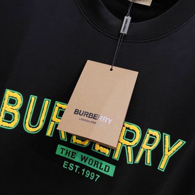 Burberry T-shirt — 4