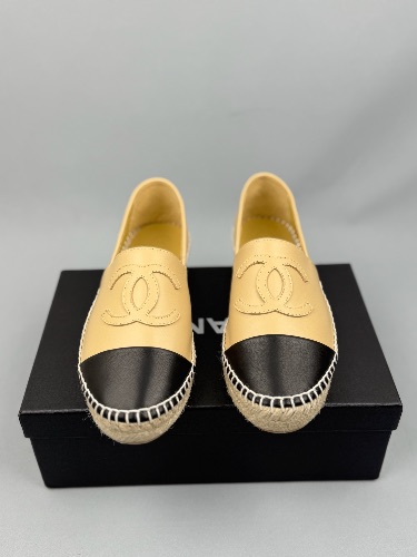 Chanel lambskin espadrilles — 3