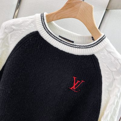 LV knit sweater — 3