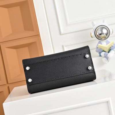 Fendi Peekaboo ISeeU bag (T) — 7