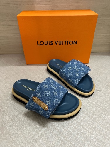 Louis Vuitton Pool Pillow Comfort Mules in Denim Blue — 4