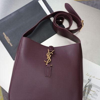 Saint Laurent Le 5 à 7 leather shoulder bag — 8