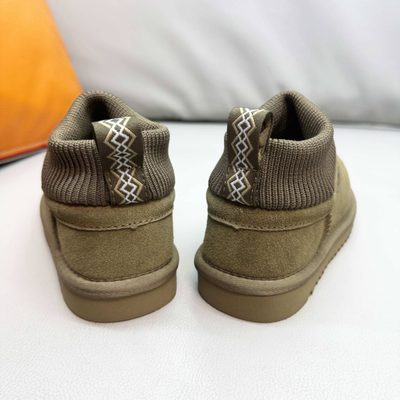 UGG Kids' Stretch-Cuff Suede Snug Boots — 3