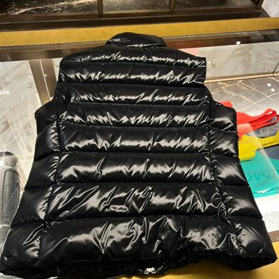 Moncler quilted down gilet — 4