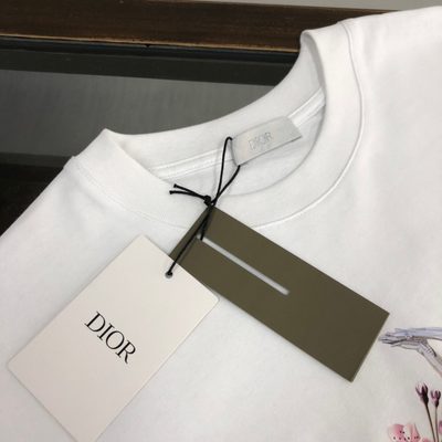 Dior x Hajime Sorayama Pre-Fall 2019 "Sexy Robot" graphic t-shirt — 6