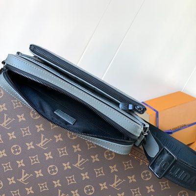 Louis Vuitton Trio Messenger Bag — 8