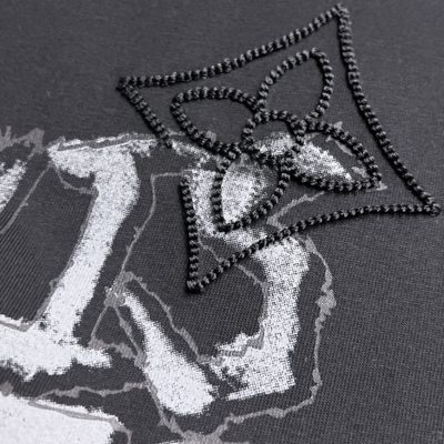 Louis Vuitton embroidered graffiti logo t-shirt — 12