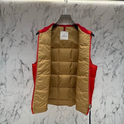 Moncler Elberton Square-Quilted Down Gilet — 5