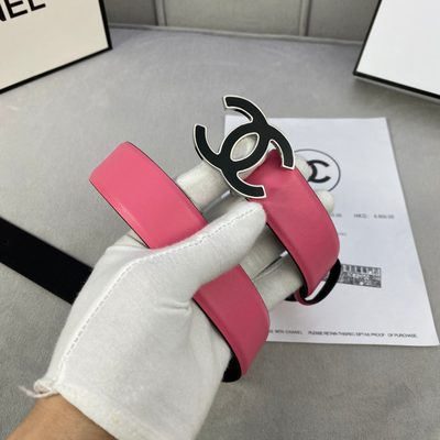 Chanel hot bubble gum pink leather belt featuring a silver-tone interlocking CC buckle — 3