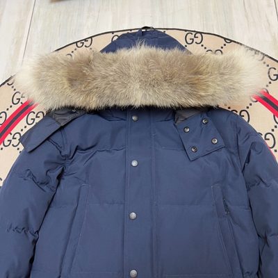 Canada Goose Wyndham Parka — 4