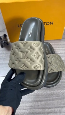 Louis Vuitton Pool Pillow mules — 5