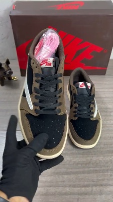 Nike Jordan 1 Retro Low OG SP Travis Scott Mocha sneakers — 5